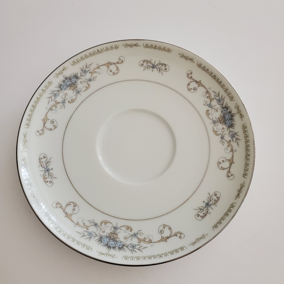 Diane by Wade Fine Porcelain China 3 Piece Set - Picture 5 of 16